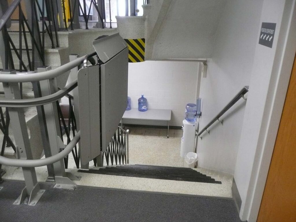 Urbana Municipal Building Chair Lift Project