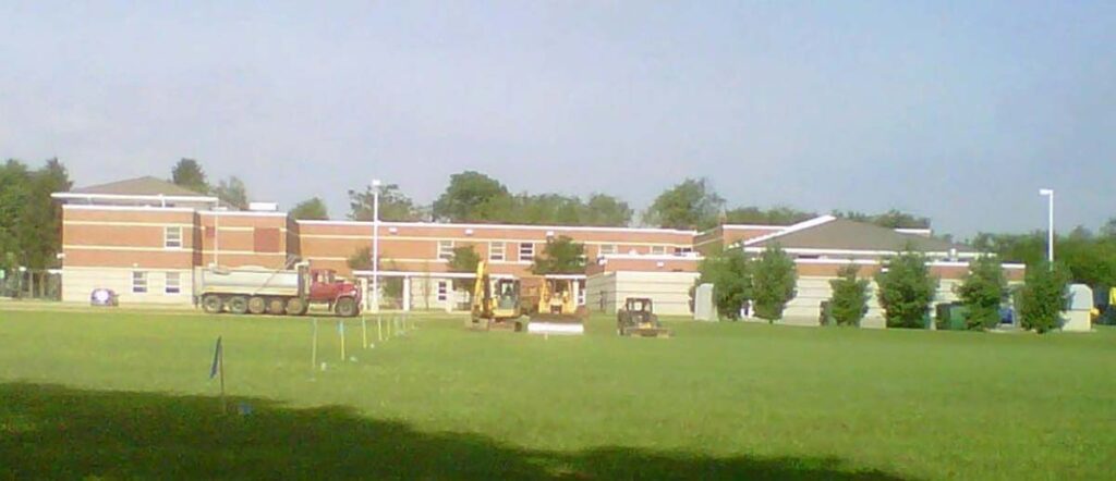 Warder Park Elementary – Drive and Sidewalk