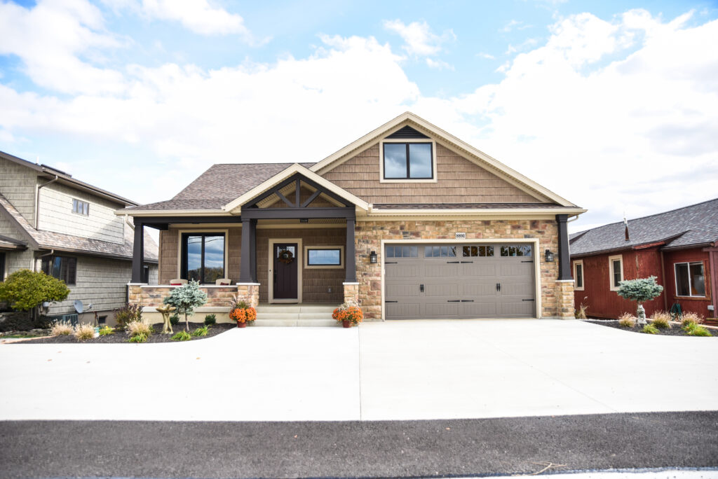 Griffith Lake House